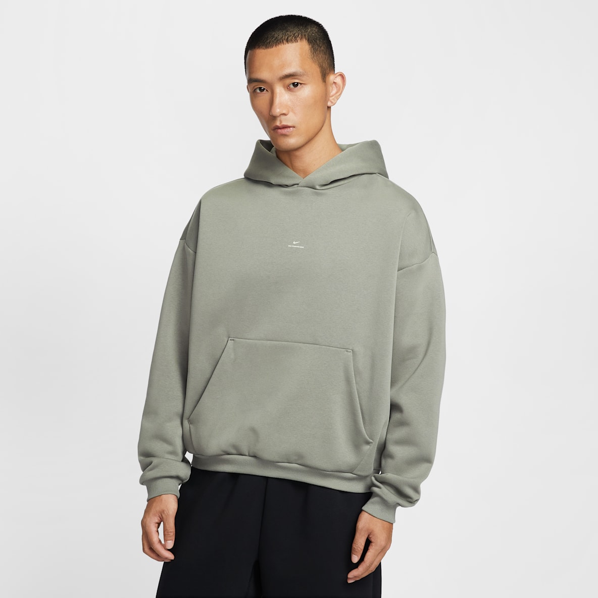 나이키 스탠다드 이슈 나이키 스탠다드 이슈 남성 써마 핏 브러시드 농구 풀오버 후디