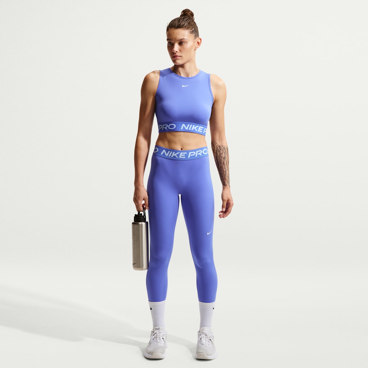Nike Pro Lange legging met halfhoge taille voor dames