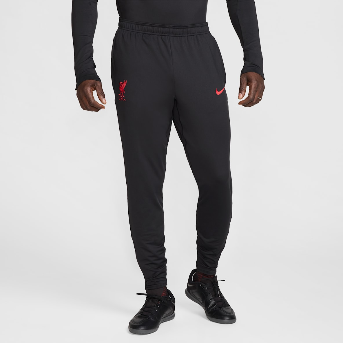Liverpool F.C. Strike Special Edition Liverpool F.C. Strike Special Edition Men's Nike Dri-FIT Football Knit Pants