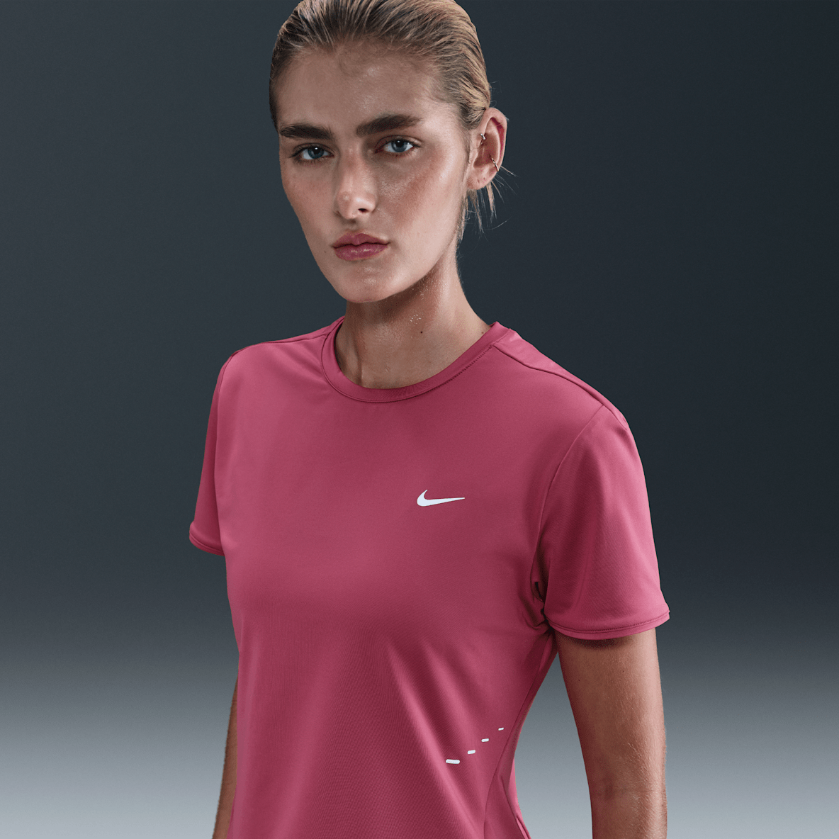 Nike Swift Nike Swift Camiseta de running de manga corta Dri-FIT - Mujer