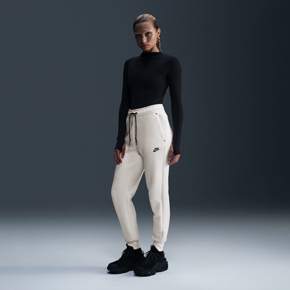 Nike Sportswear Tech Fleece Nike Sportswear Tech Fleece Women's Mid-Rise Joggers