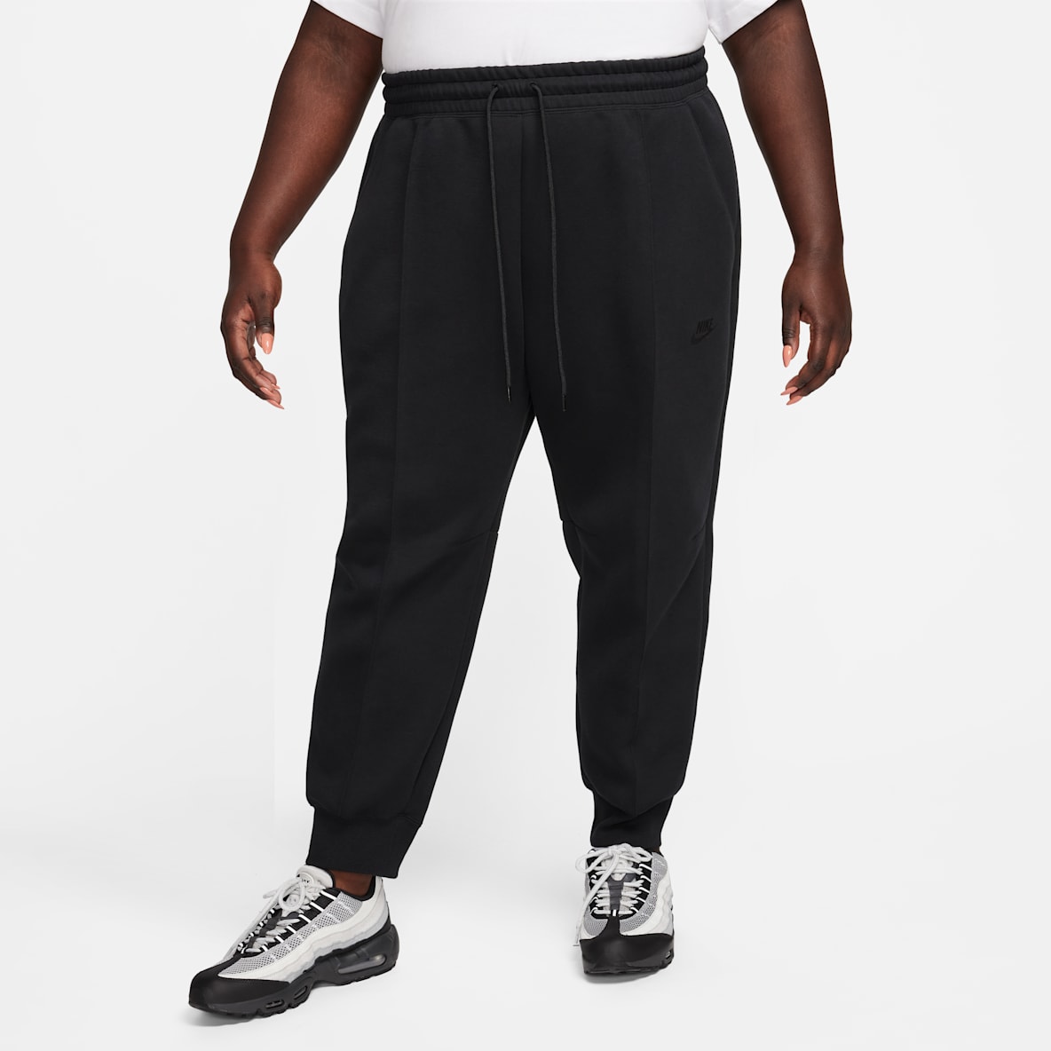Nike Sportswear Tech Fleece Nike Sportswear Tech Fleece Women's Mid-Rise Joggers (Plus Size)