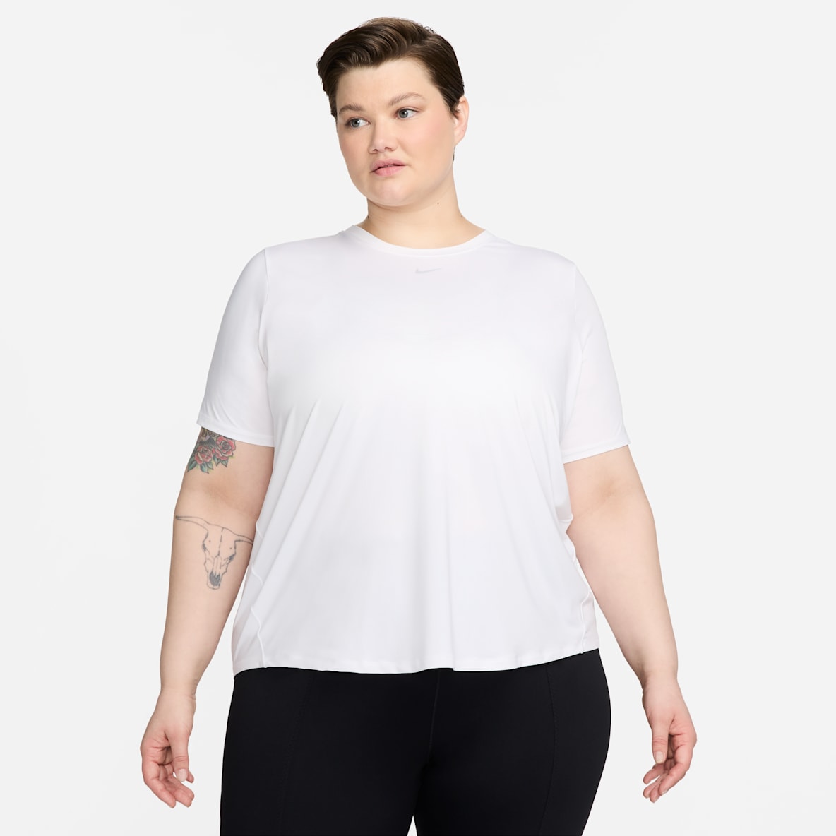 Nike One Classic Nike One Classic Playera de manga corta Dri-FIT para mujer (talla grande)