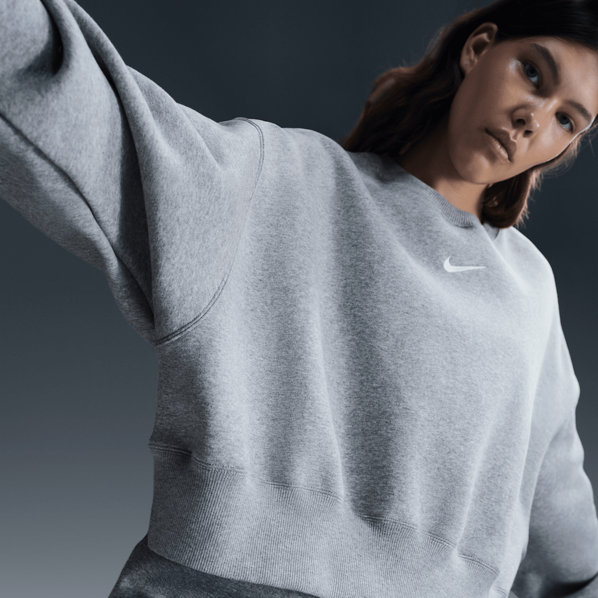 Nike Sportswear Phoenix Fleece Nike Sportswear Phoenix Fleece Women's Over-Oversized Crew-Neck Sweatshirt