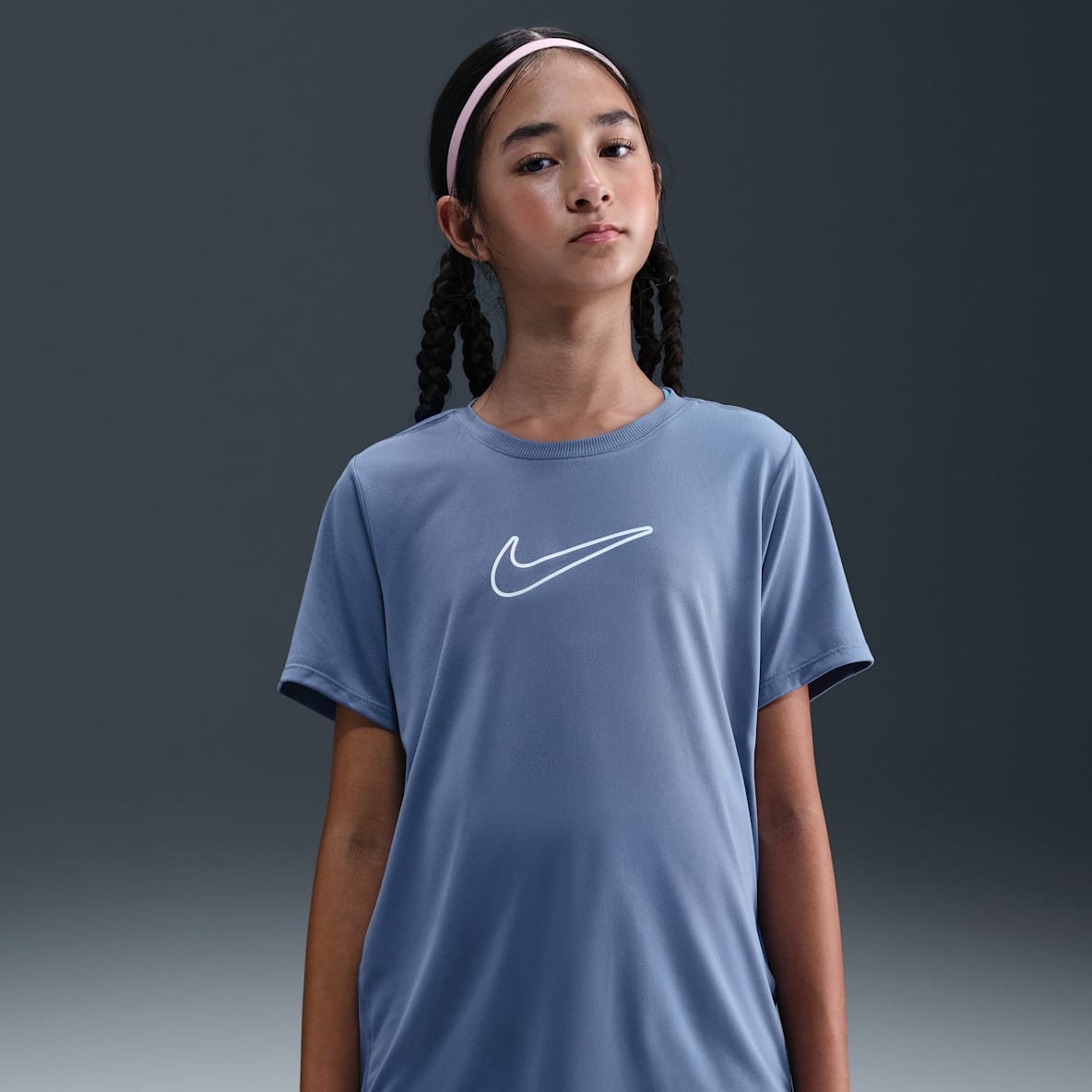 Nike One Fitted Nike One Fitted Dri-FIT Kısa Kollu Genç Çocuk (Kız) Üstü