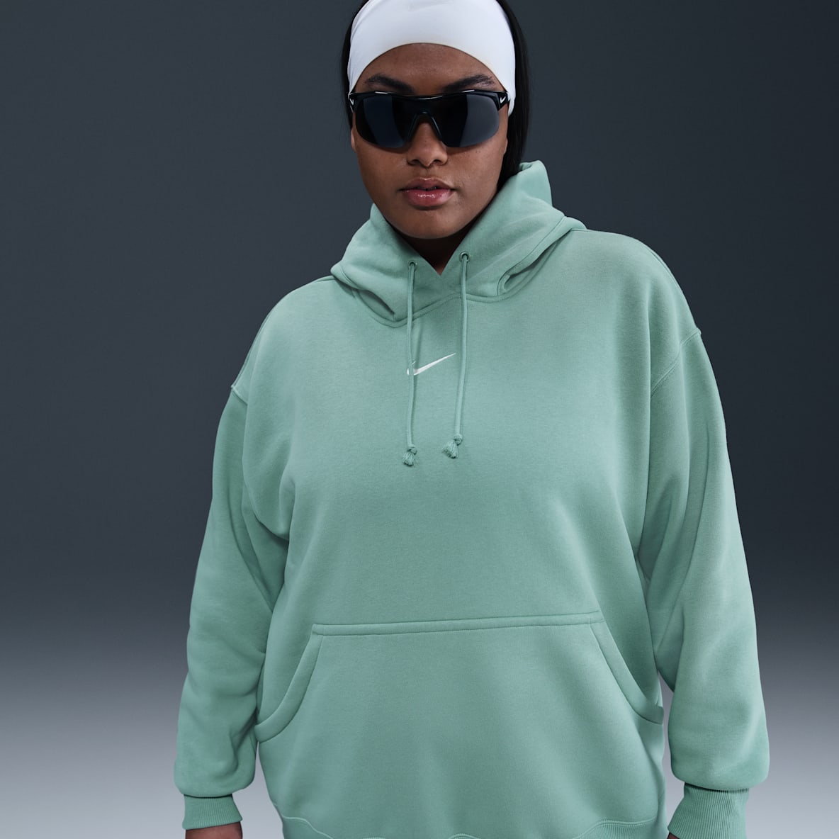 Nike Sportswear Phoenix Fleece Nike Sportswear Phoenix Fleece Women's Oversized Pullover Hoodie (Plus Size)