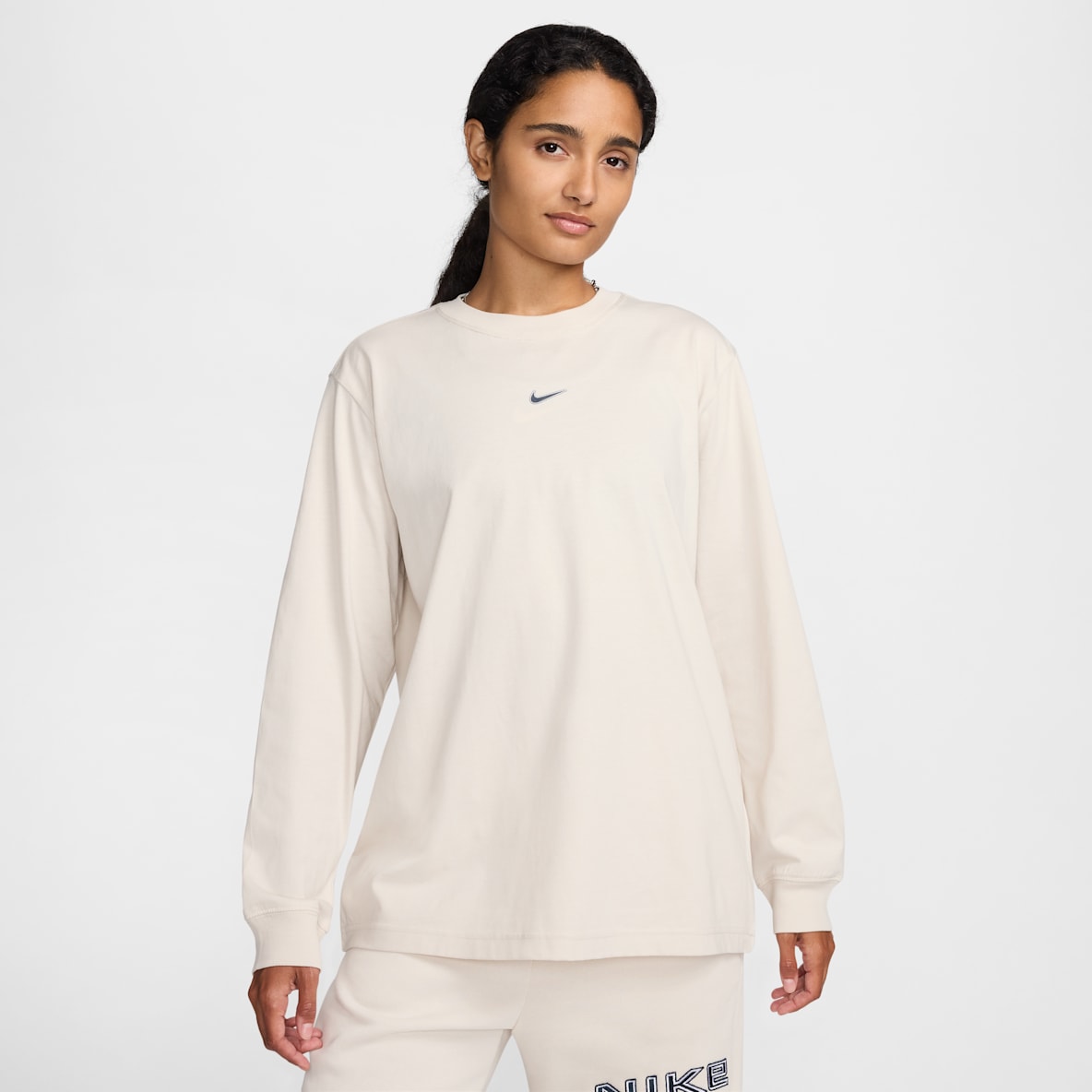 Nike Sportswear Women's Loose Long-Sleeve T-Shirt