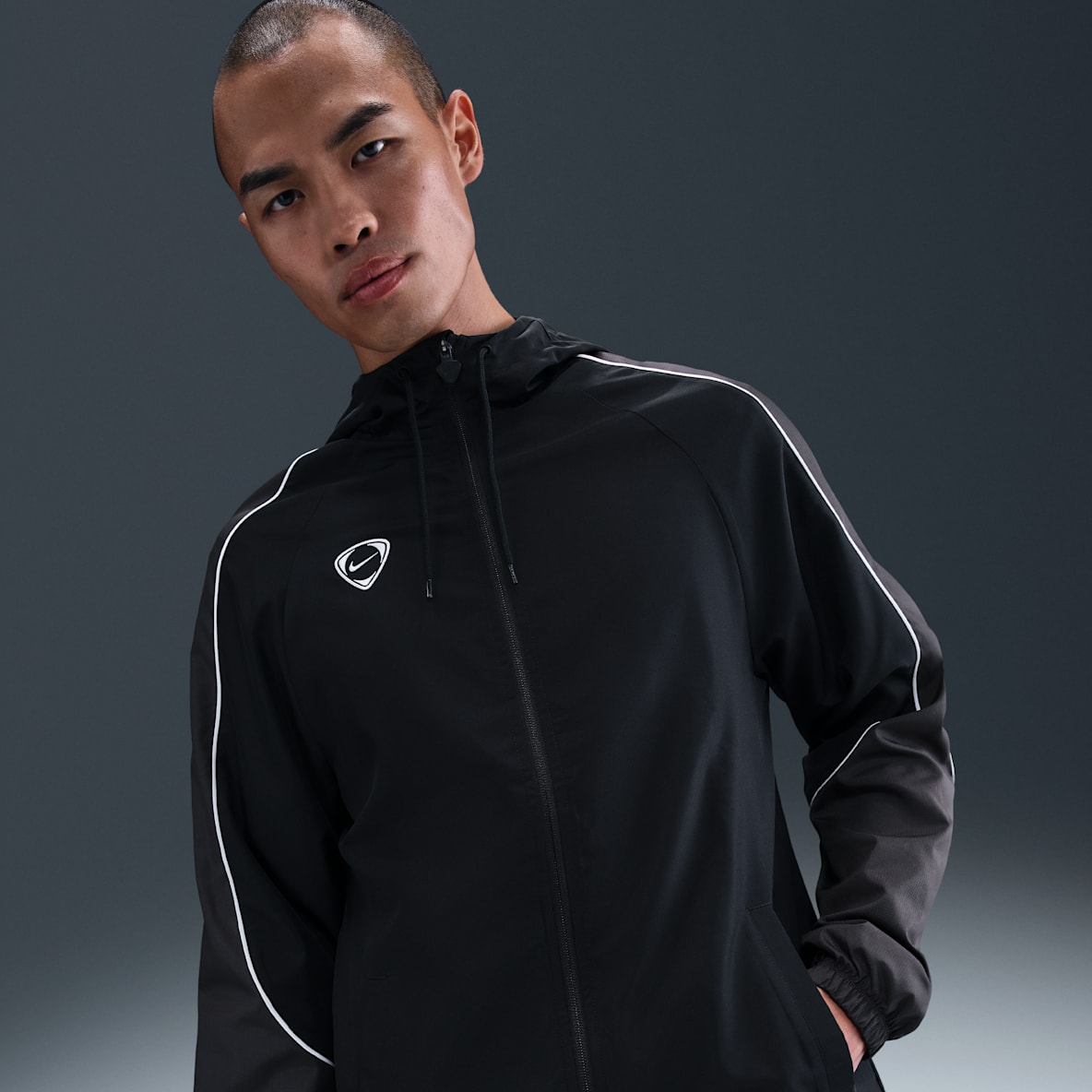 나이키 아카데미+ 남성 리펠 축구 우븐 재킷