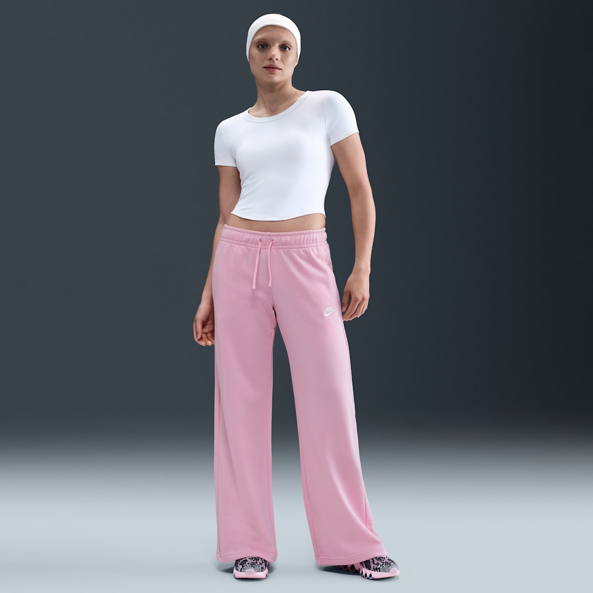 Nike Sportswear Club Fleece Nike Sportswear Club Fleece Women's Mid-Rise Wide-Leg Sweatpants