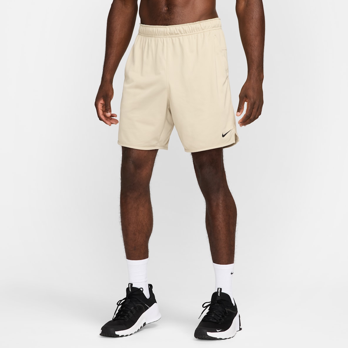 Nike Totality Nike Totality Shorts versátiles Dri-FIT de 18 cm sin forro para hombre