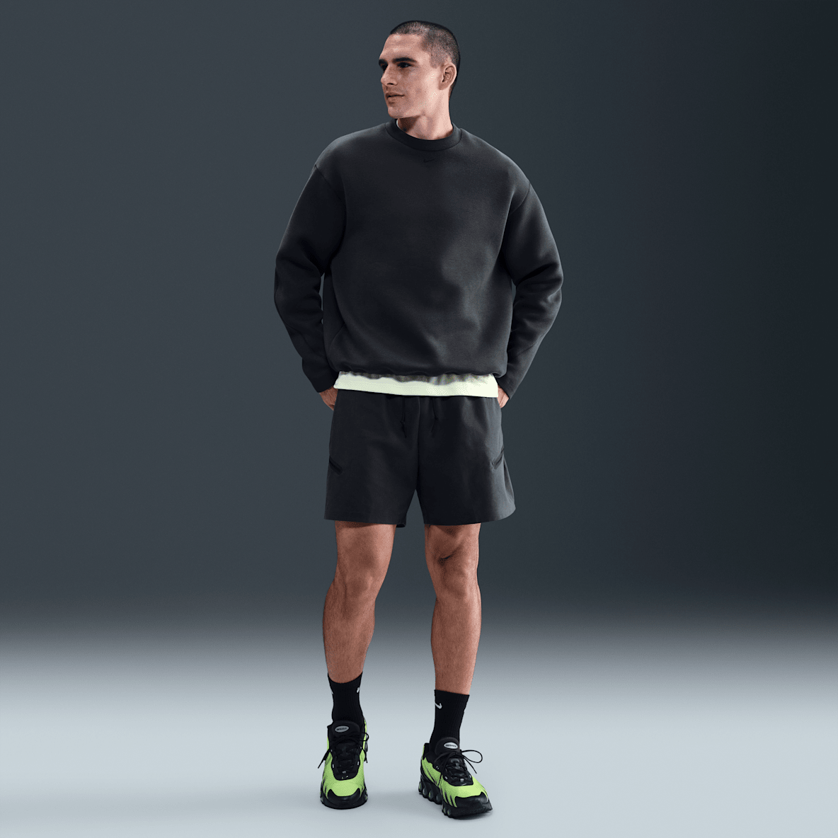 Nike Tech Nike Tech Men's Dri-FIT Shori Loose-Fit Shorts