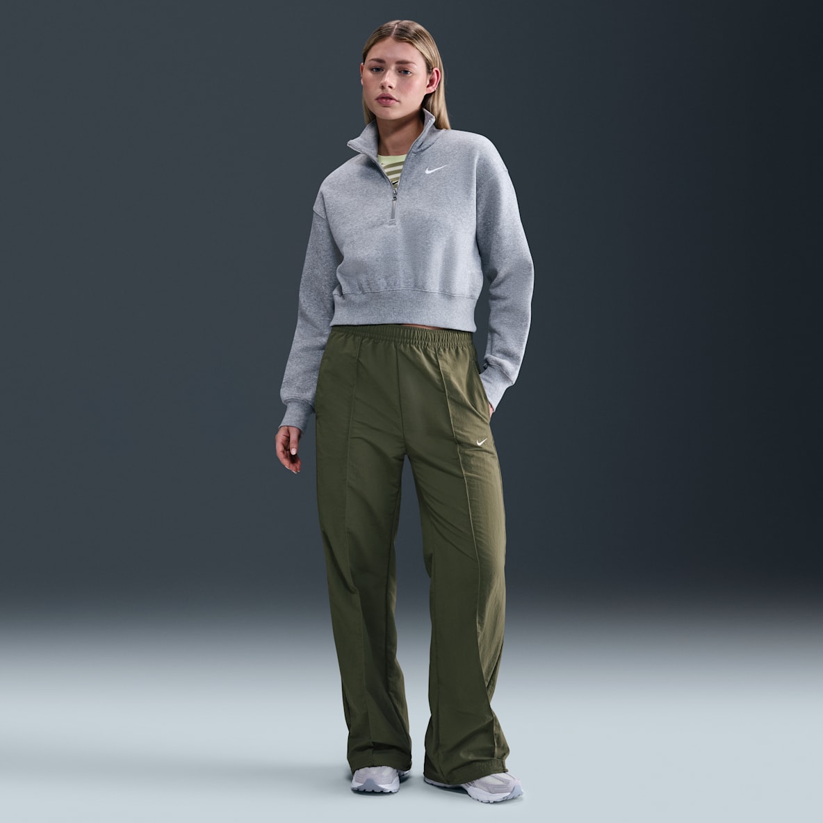 Nike Sportswear Everything Wovens Nike Sportswear Everything Wovens Women's Mid-Rise Open-Hem Pants