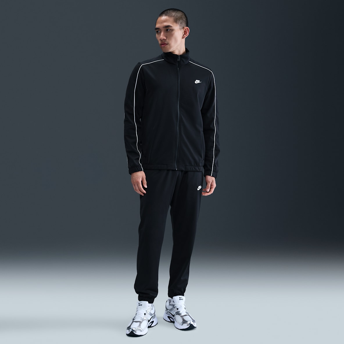 Nike Sportswear Club Nike Sportswear Club Men's Poly-Knit Tracksuit