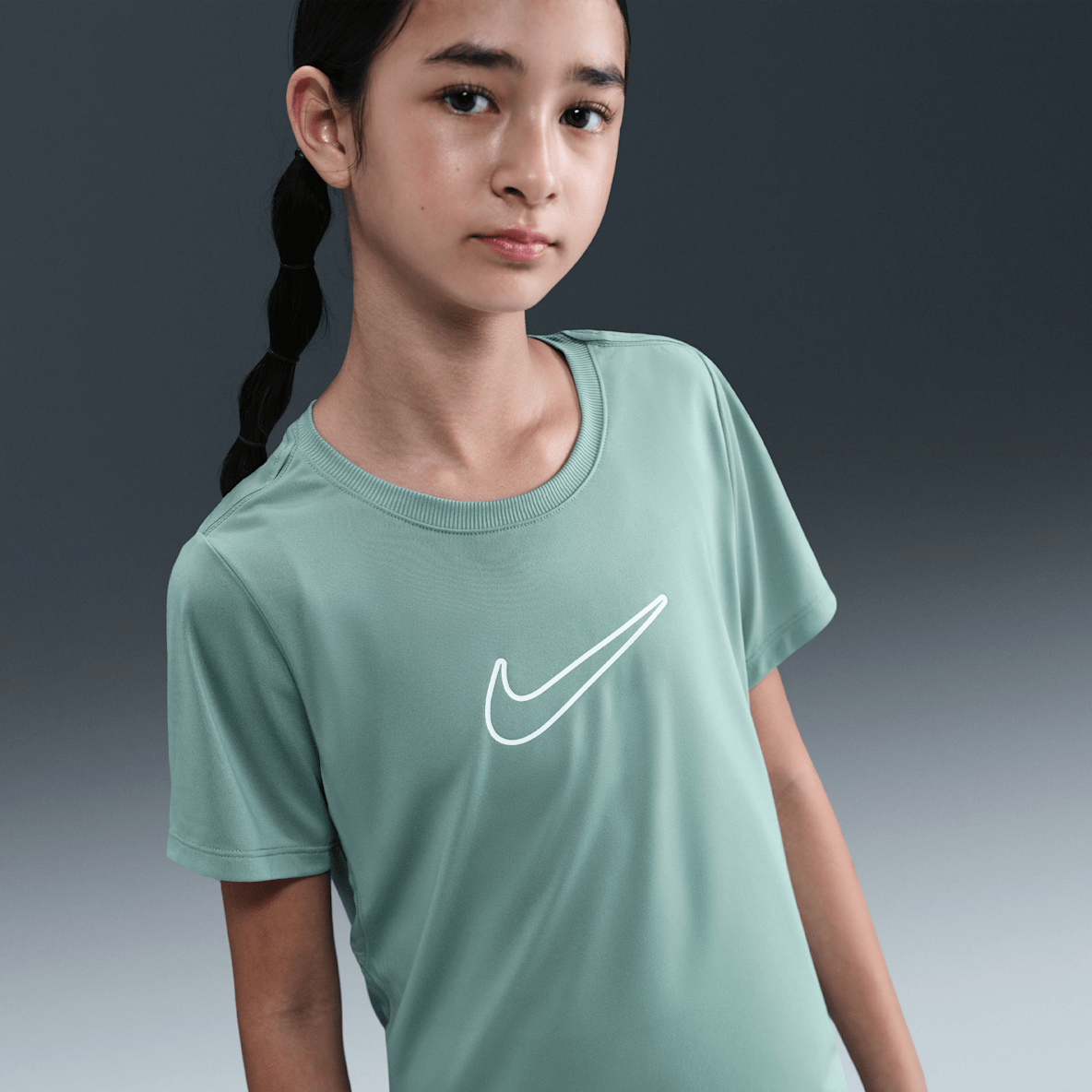 Nike One Fitted Nike One Fitted Dri-FIT-Kurzarmshirt (Mädchen)