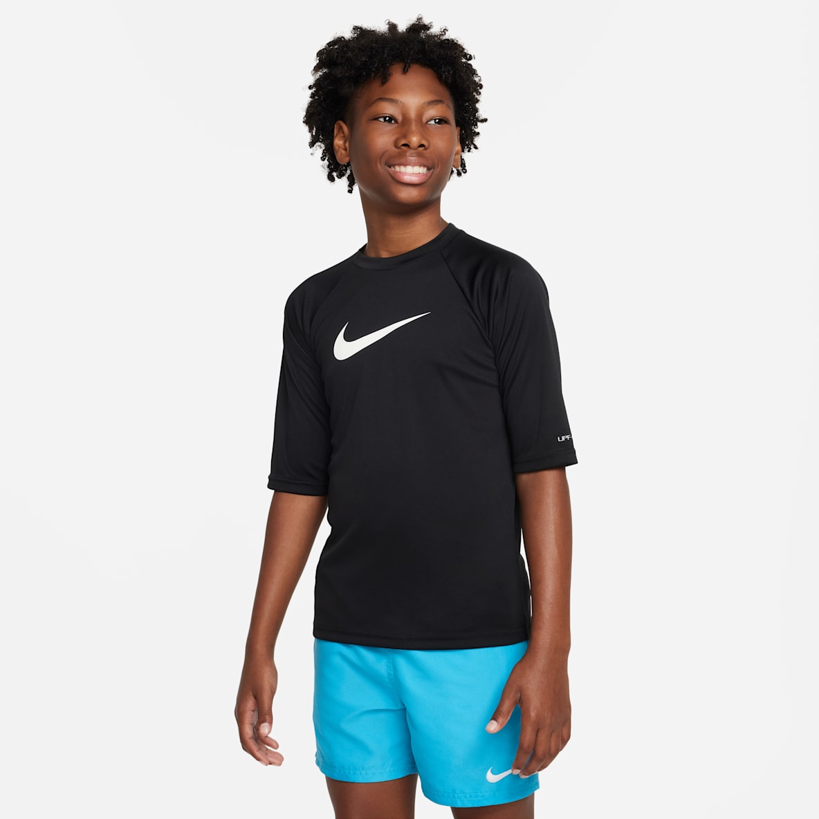 Nike Dri-FIT Camiseta Hydroguard de manga corta para niño talla grande