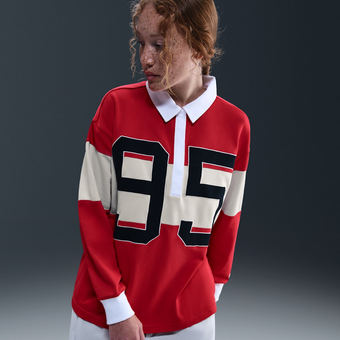 Nike Sportswear Nike Sportswear Longsleeve-Polo-Oberteil mit Motiv für Damen
