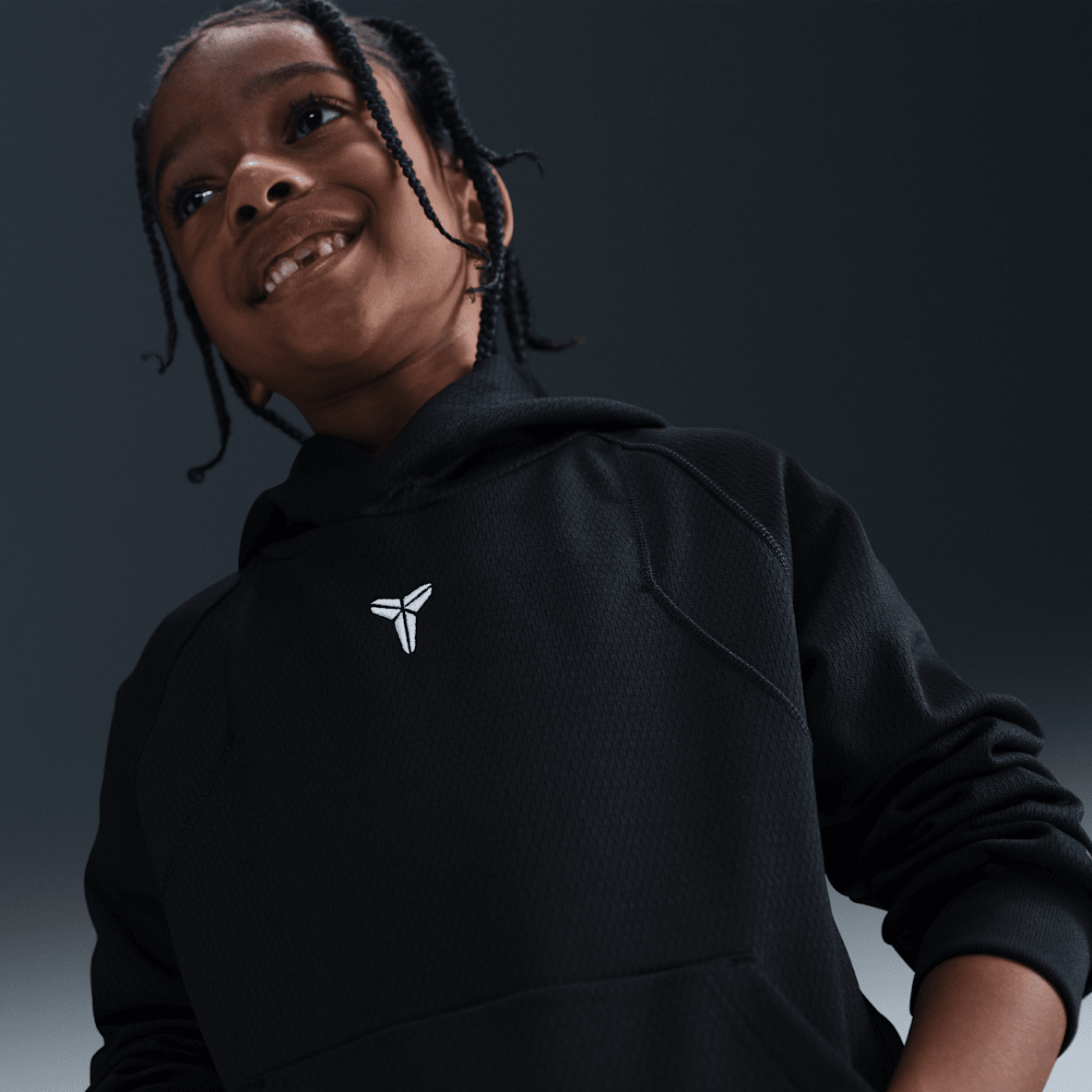 Nike Therma-FIT Kobe Bryant Nike Therma-FIT Kobe Bryant Sudadera con gorro para niños talla pequeña