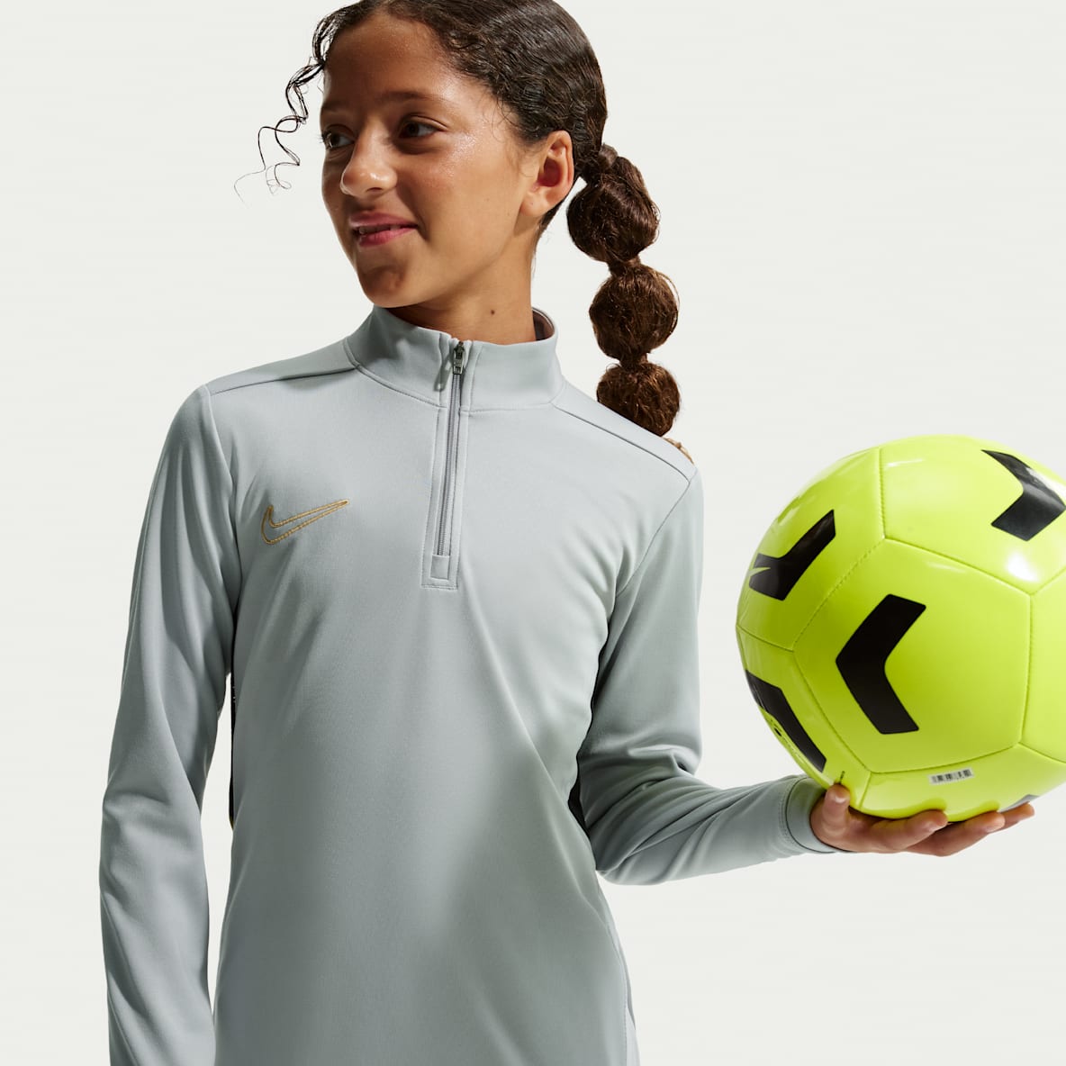 Nike Academy Big Kids' Dri-FIT Long-Sleeve 1/4-Zip Soccer Drill Top