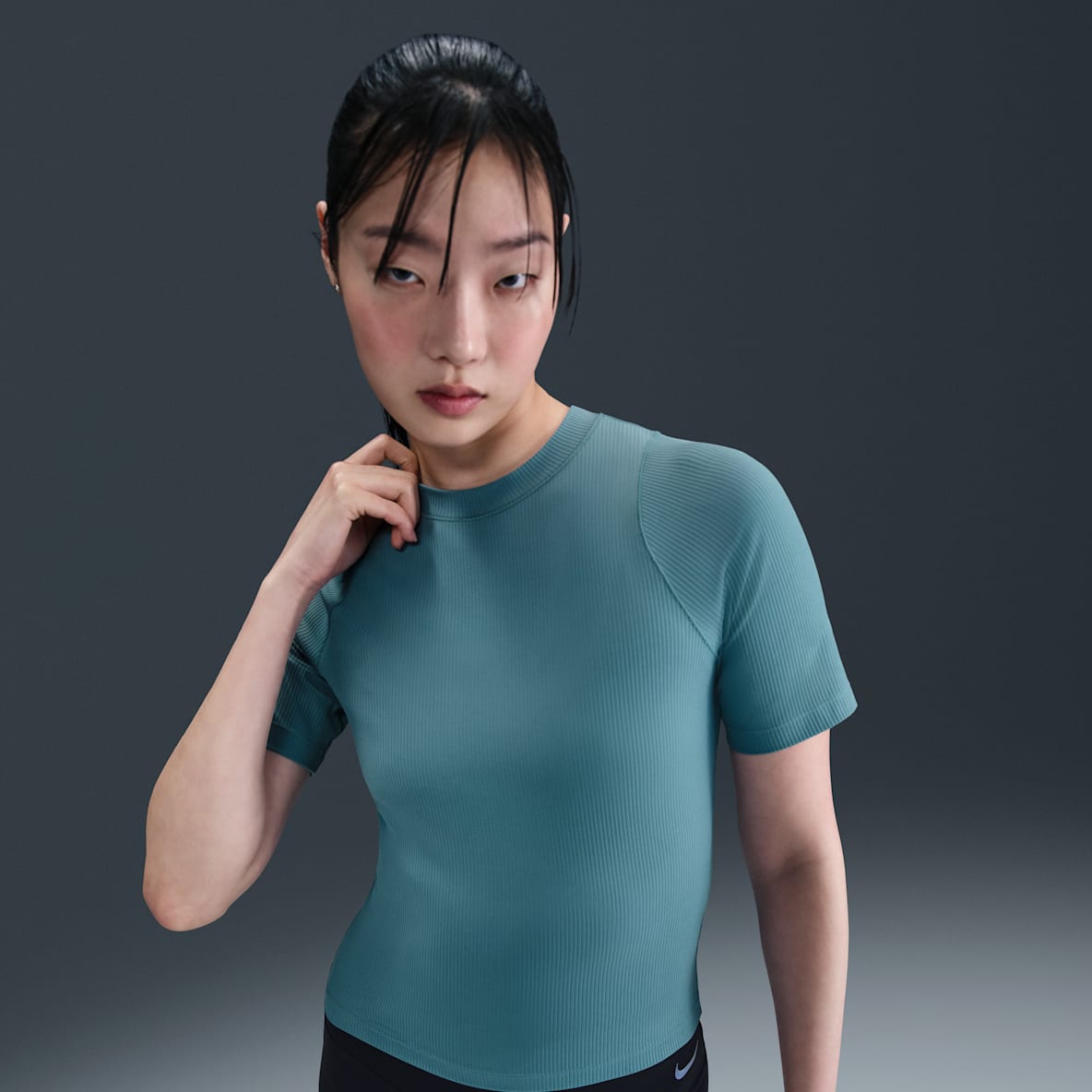 Nike Zenvy Rib Playera de manga corta Dri-FIT para mujer