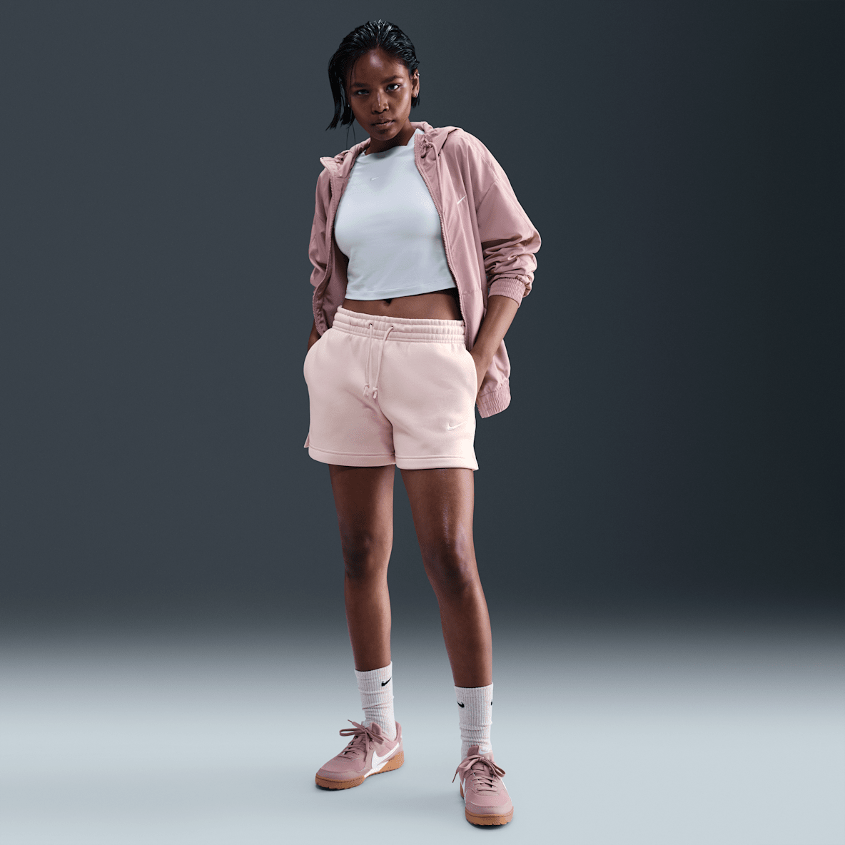 Nike Sportswear Phoenix Fleece Nike Sportswear Phoenix Fleece Shorts de tiro medio de 10 cm para mujer