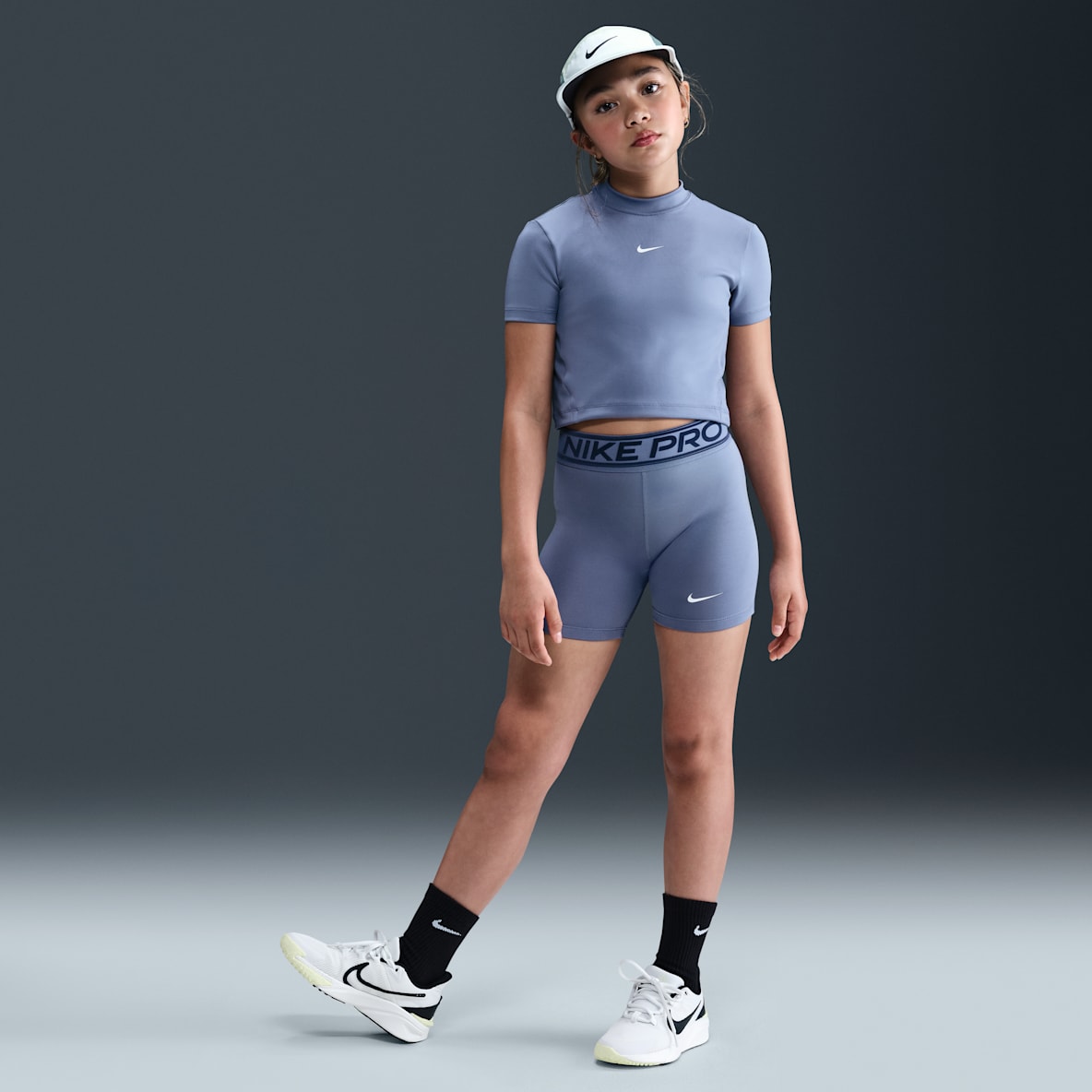 Nike Pro Nike Pro Older Kids' (Girls') Dri-FIT 7.5cm (approx.) Shorts