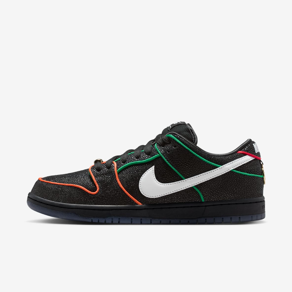 Nike SB Dunk Low Pro Skate Shoes