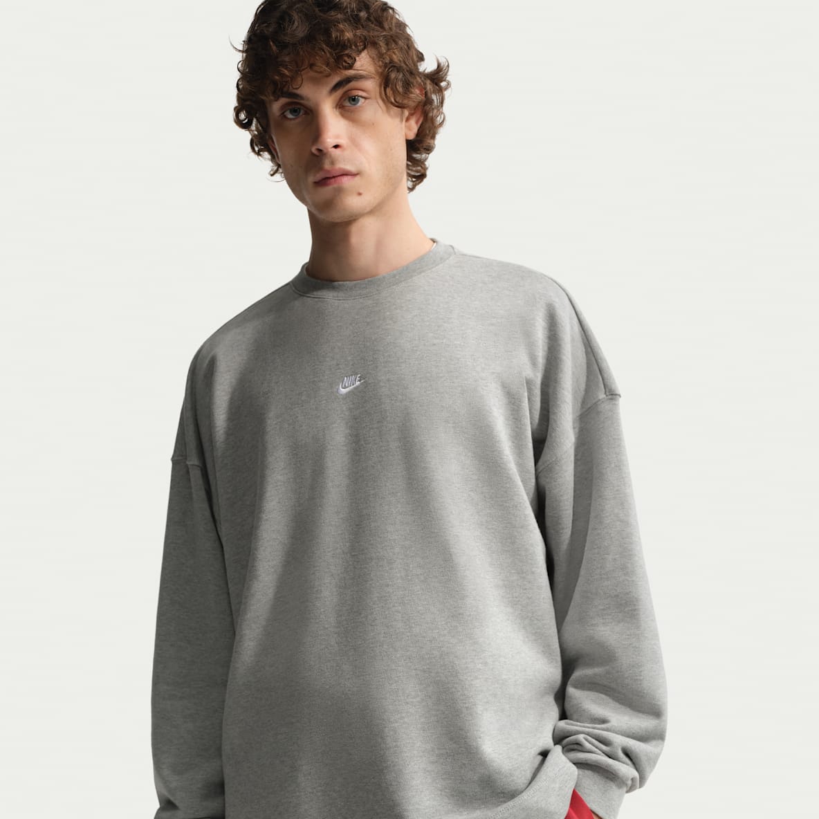 Nike Sportswear Club Nike Sportswear Club Men's Oversized French-Terry Crew-Neck Sweatshirt