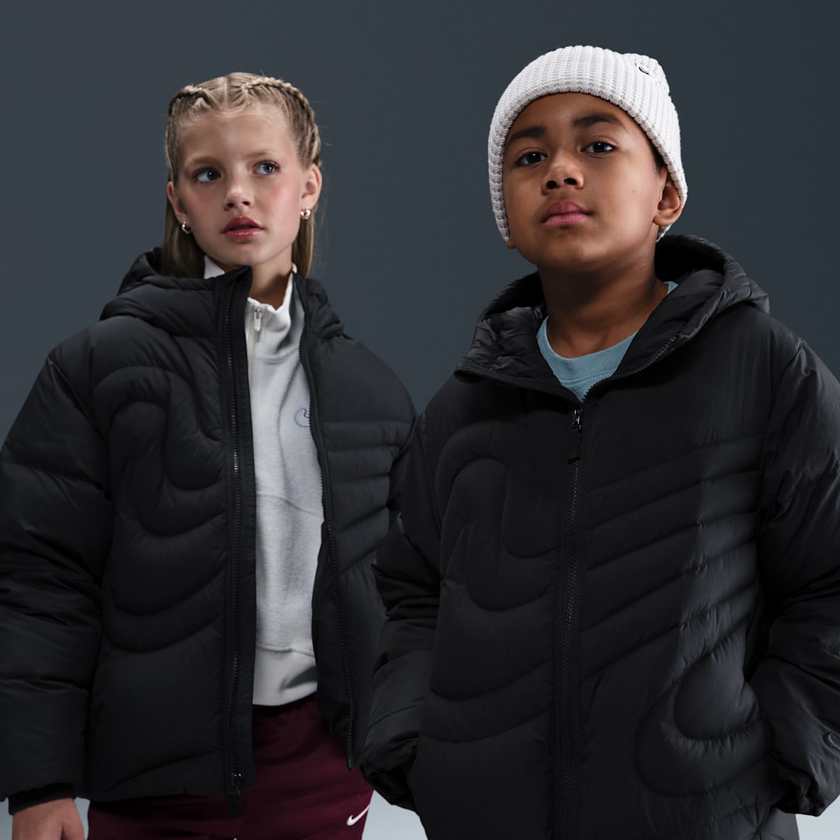 Nike Sportswear Swoosh Nike Sportswear Swoosh Chamarra acolchada holgada Therma-FIT para niños talla grande