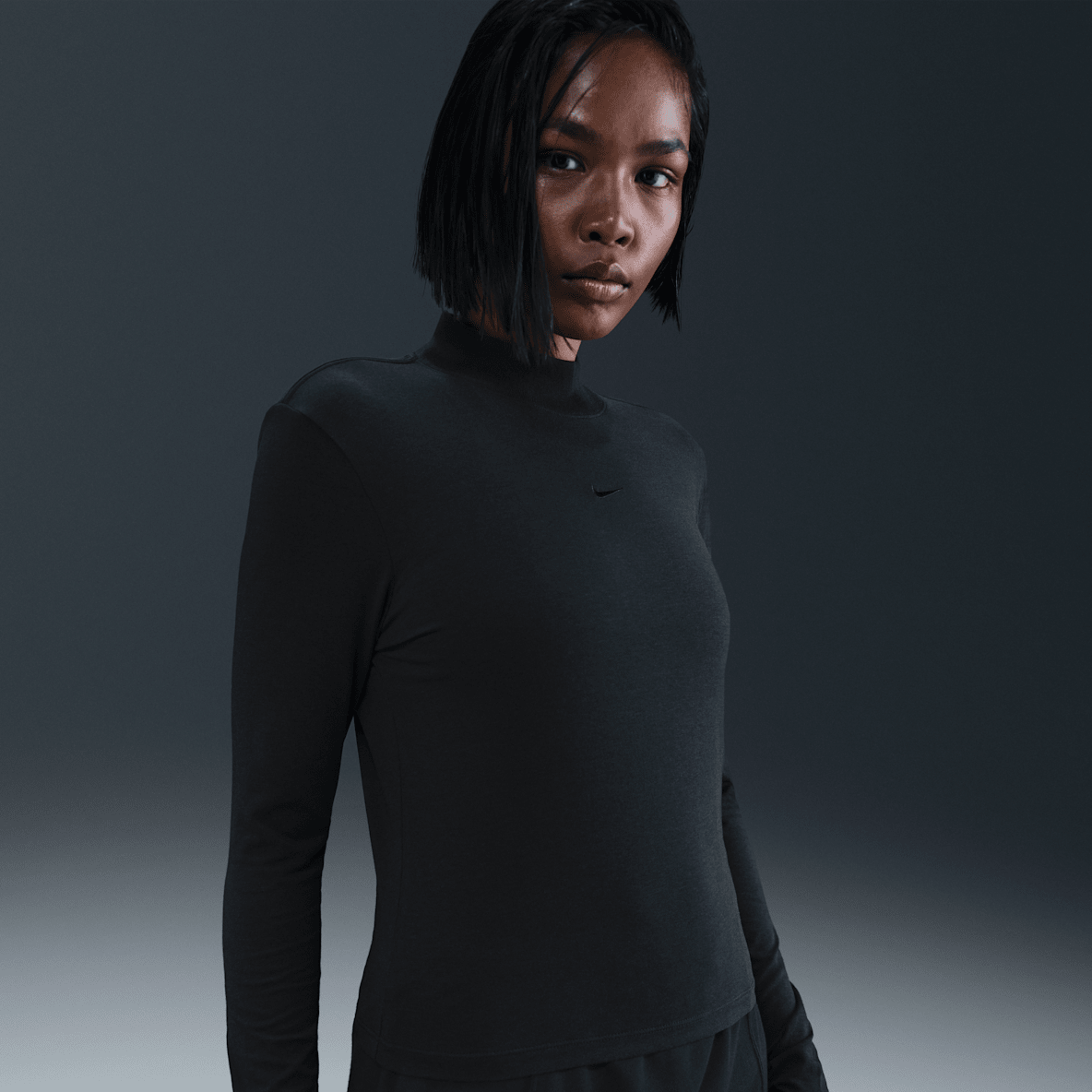 Nike Sportswear Chill Knit Nike Sportswear Chill Knit Playera de manga larga slim con cuello alto para mujer