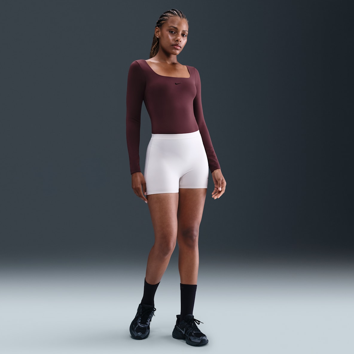 Nike Form Women's Long-Sleeve Bodysuit