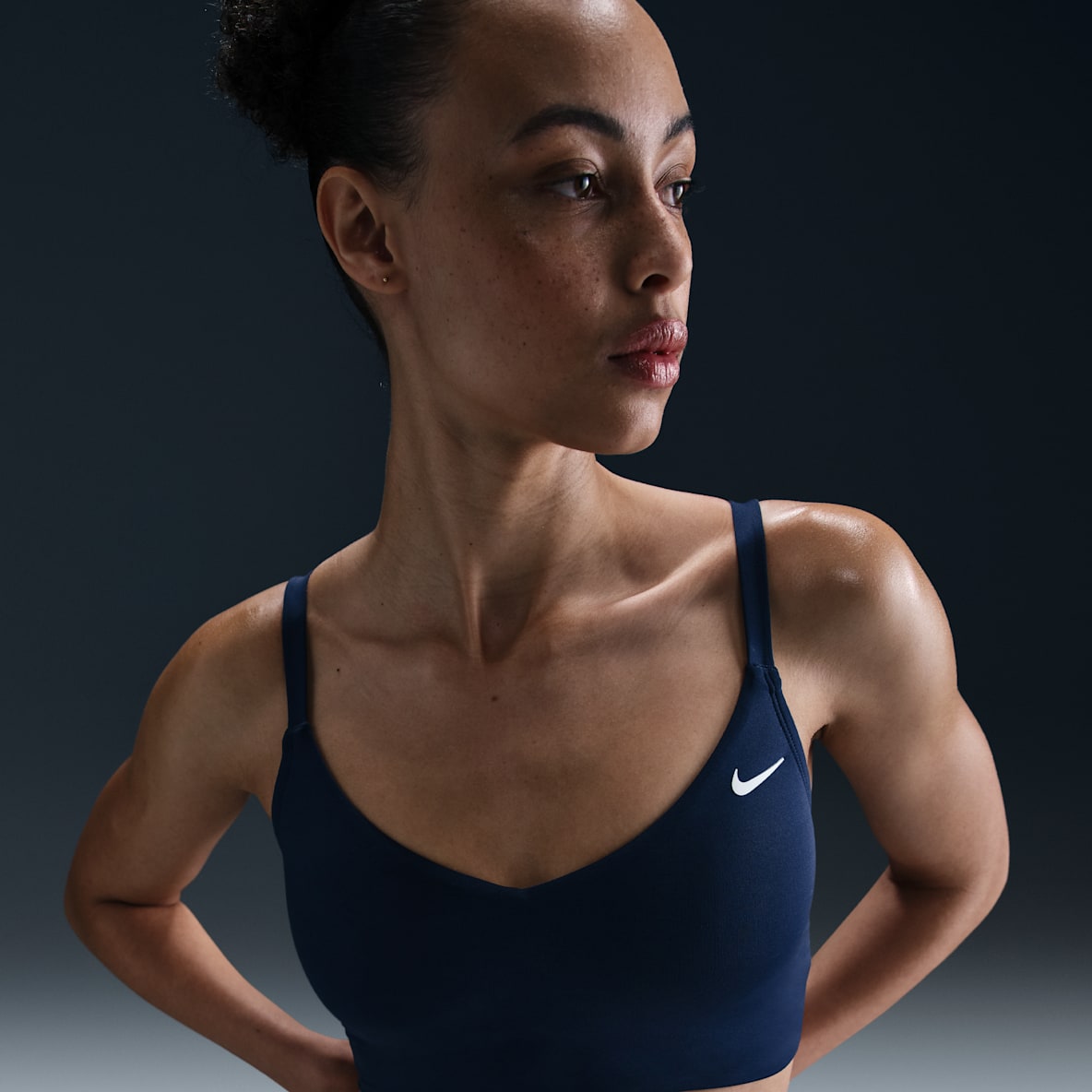 Nike Swim Effortless Essential Women's V-Neck Midkini