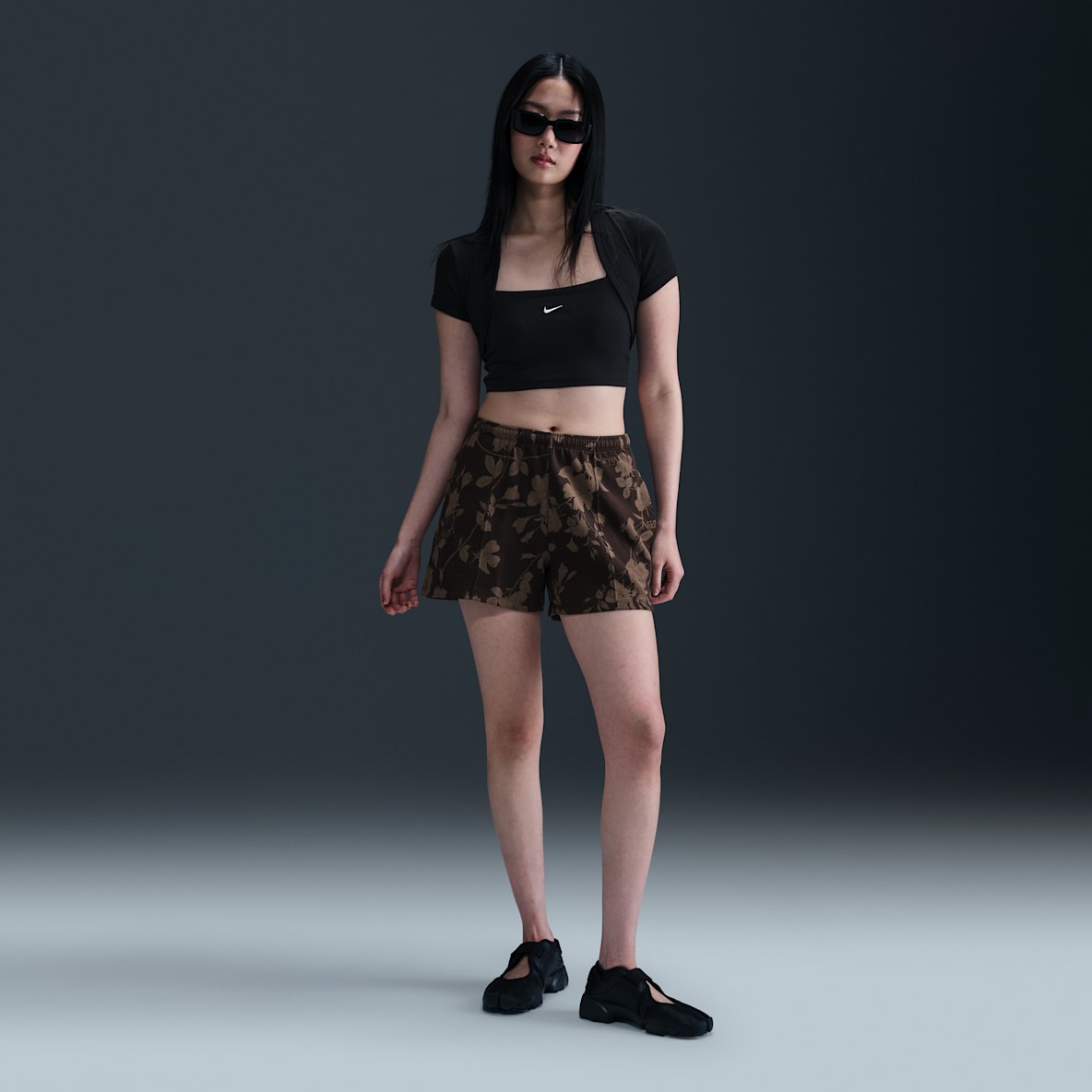 Nike Sportswear Chill Terry Nike Sportswear Chill Terry Shorts de French Terry estampados de tiro medio para mujer
