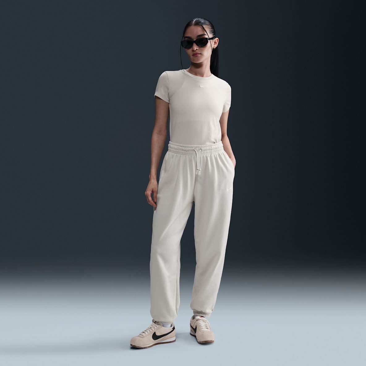 Nike Sportswear Phoenix Fleece Nike Sportswear Phoenix Fleece Women's High-Waisted Oversized French Terry Tracksuit Bottoms
