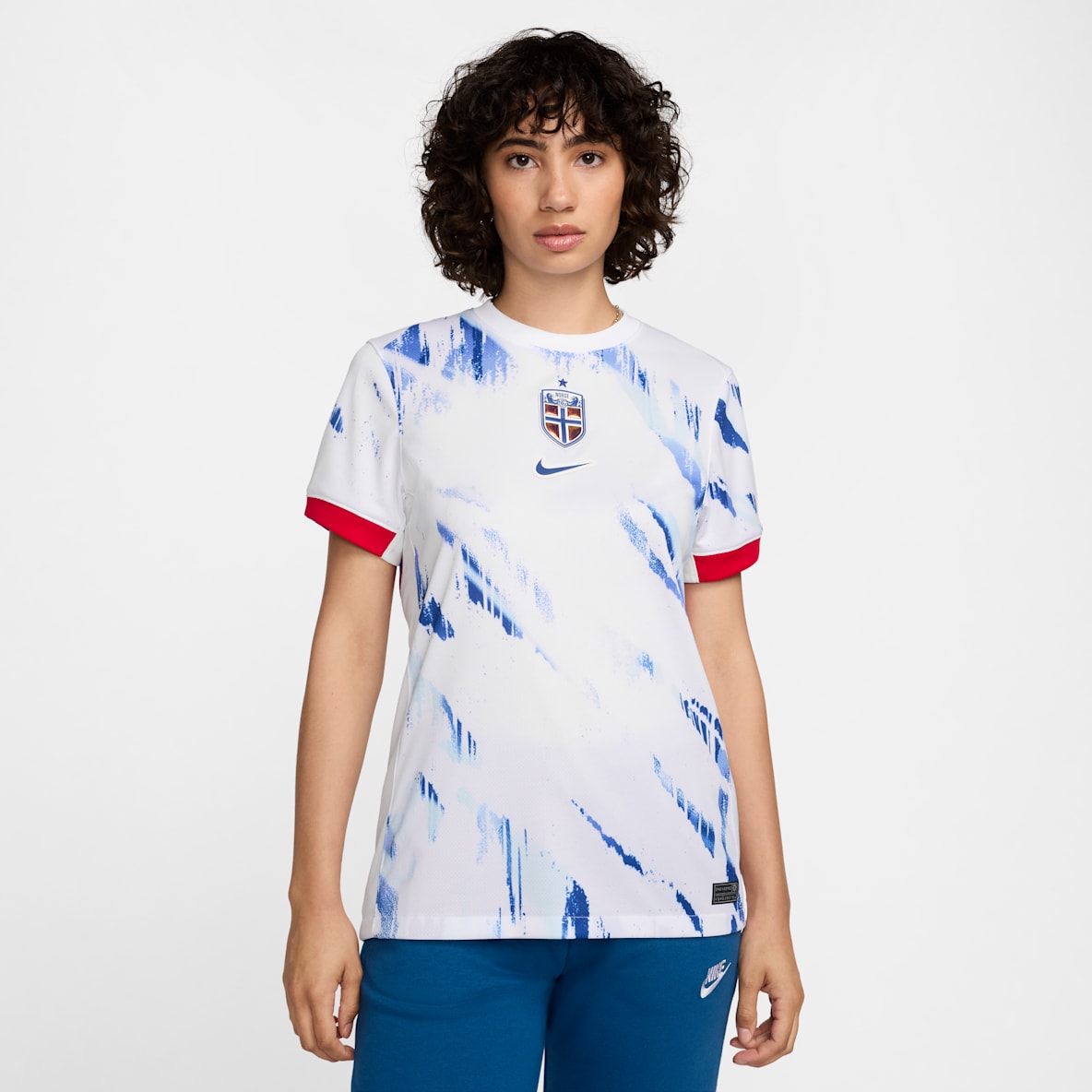 Norway (Women's Team) 2024/25 Stadium Away Norway (Women's Team) 2024/25 Stadium Away Women's Nike Dri-FIT Football Replica Shirt