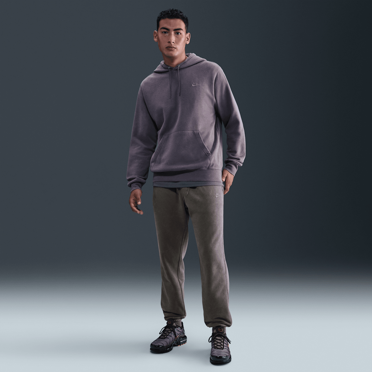 Nike Sportswear Club Nike Sportswear Club Men's Washed Cuffed Fleece Pants