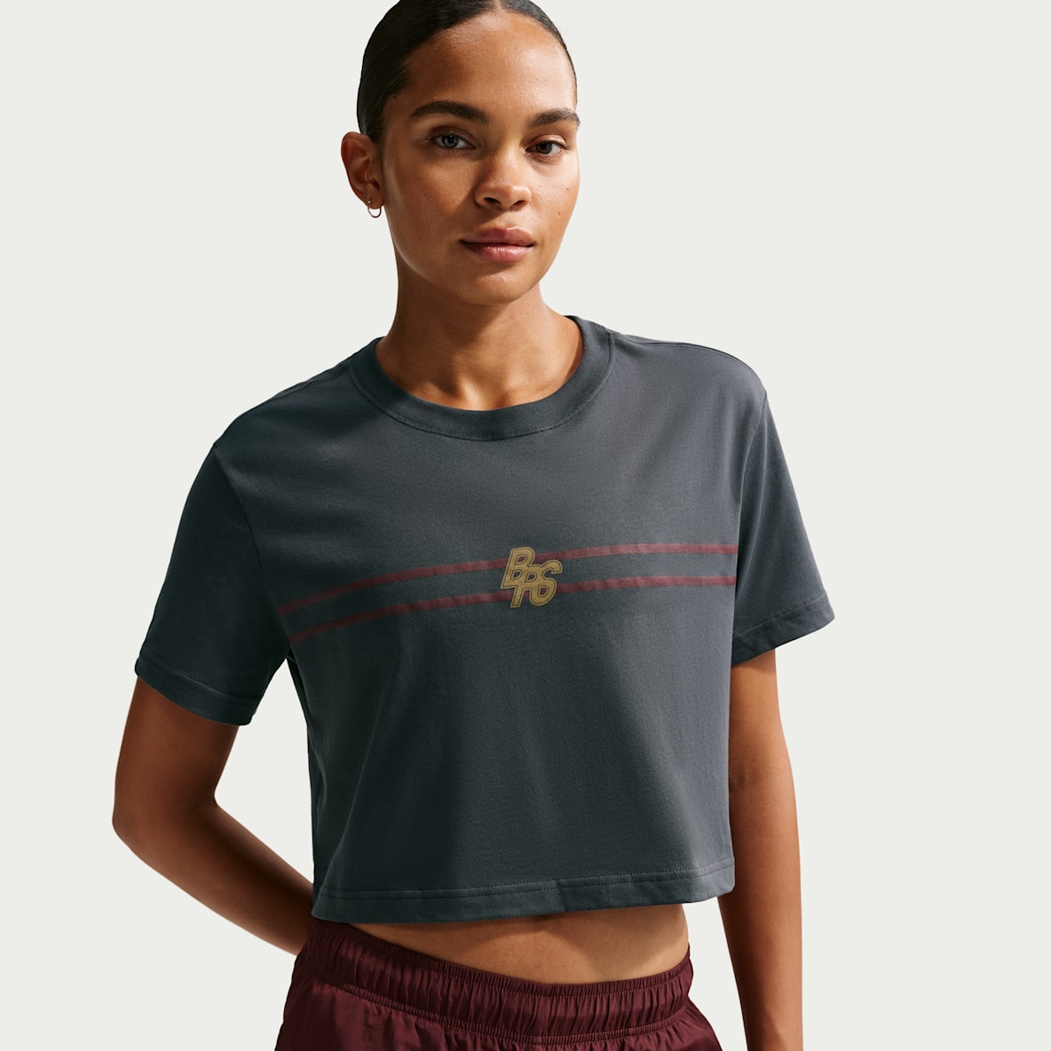 Nike Sportswear Club Women's Loose Cropped T-Shirt