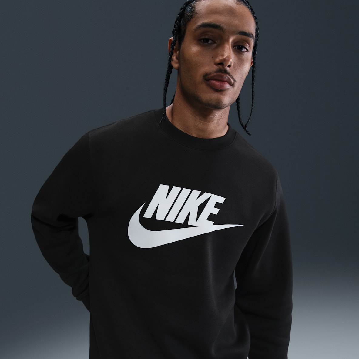 Nike Sportswear Club Men's Graphic Fleece Crew-Neck Sweatshirt