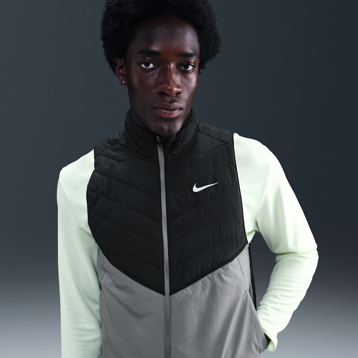 Nike Nike Therma-FIT Repel løpevest med fyll med syntetisk materiale til herre