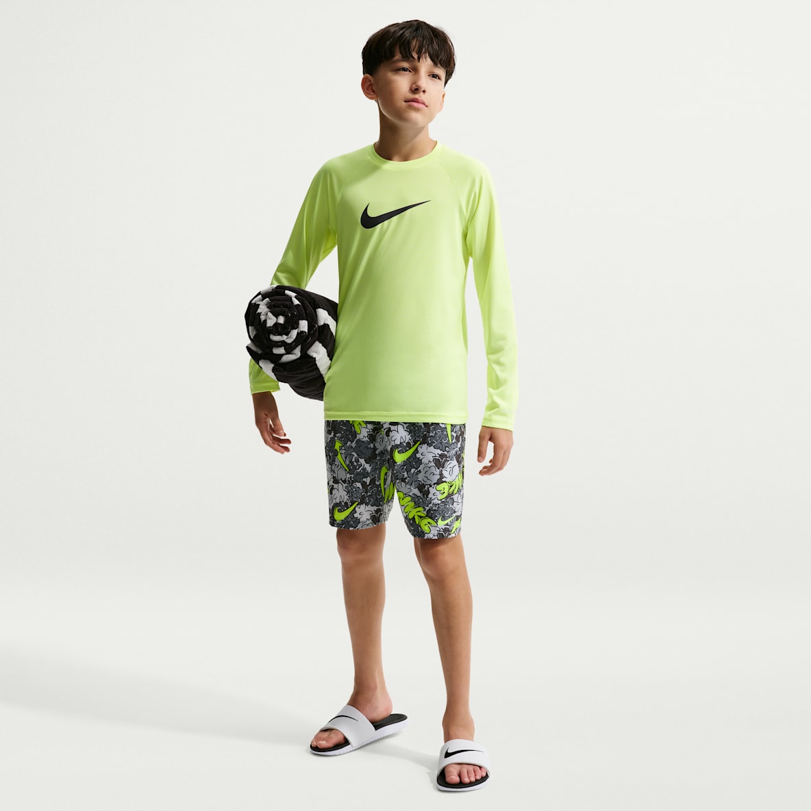 Nike Swim Breaker Big Kids' (Boys') 7" Boxer Volley Short