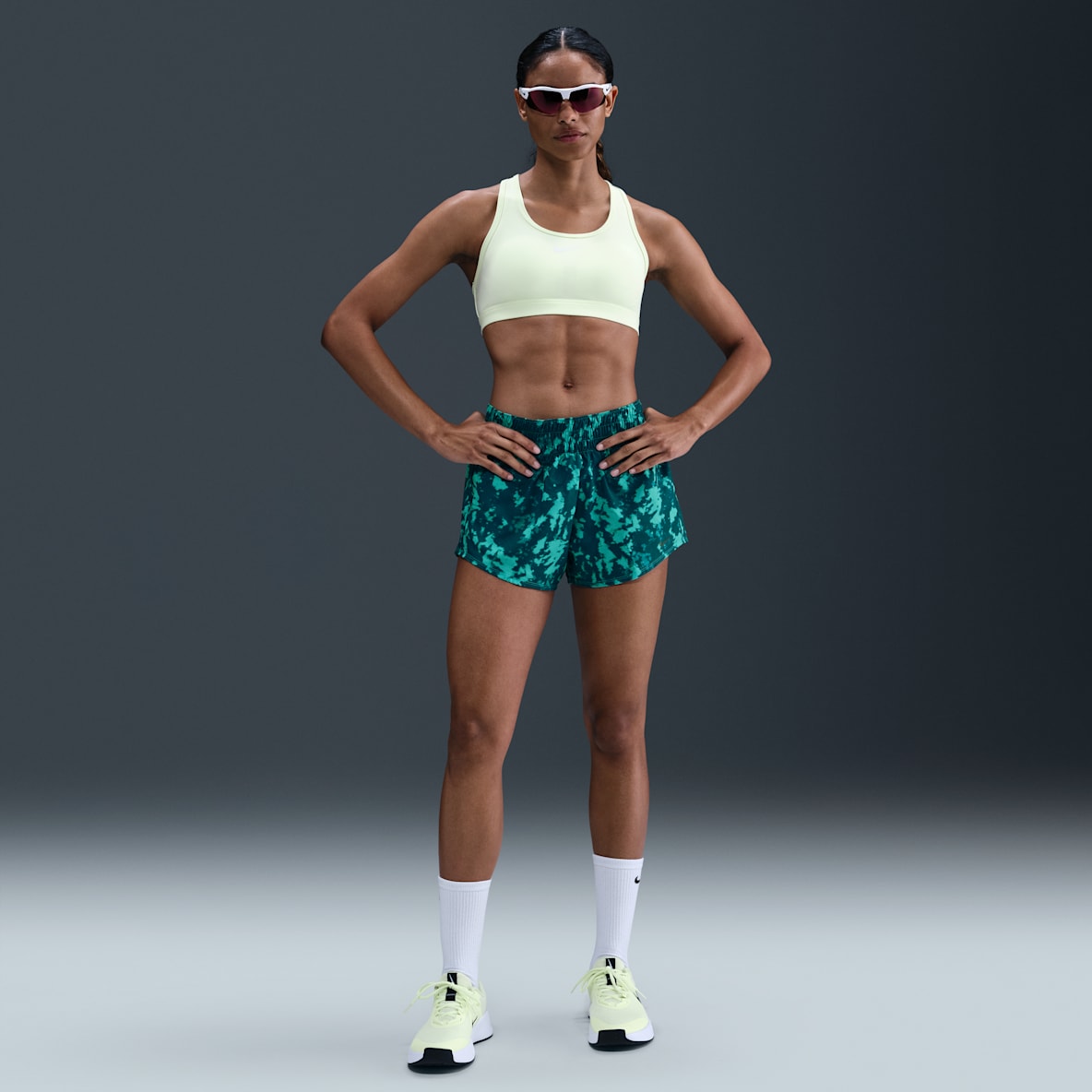 Nike One Nike One Shorts Dri-FIT estampados con forro de ropa interior para mujer