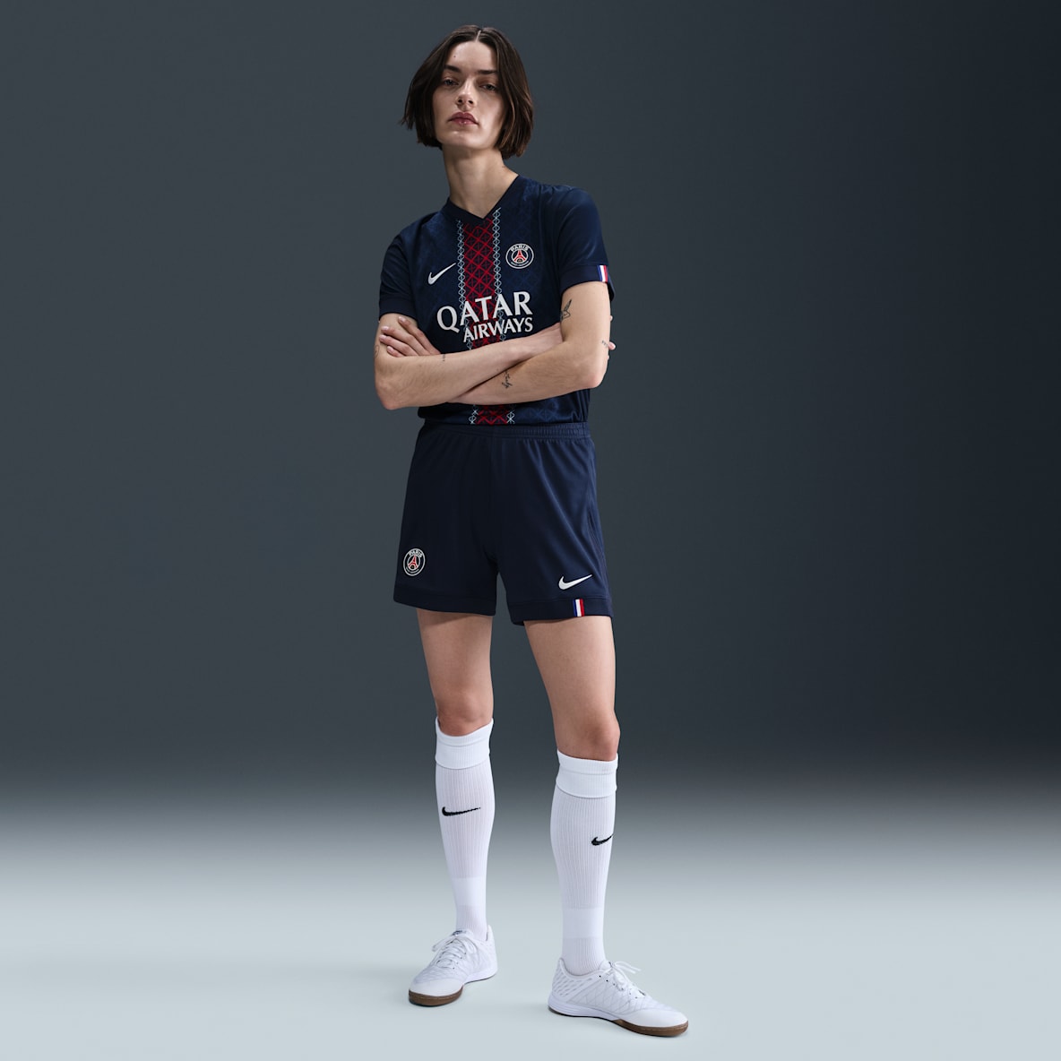 Paris Saint-Germain 2025/26 Stadium Home Paris Saint-Germain 2025/26 Stadium Home Women's Nike Dri-FIT Football Replica Shorts