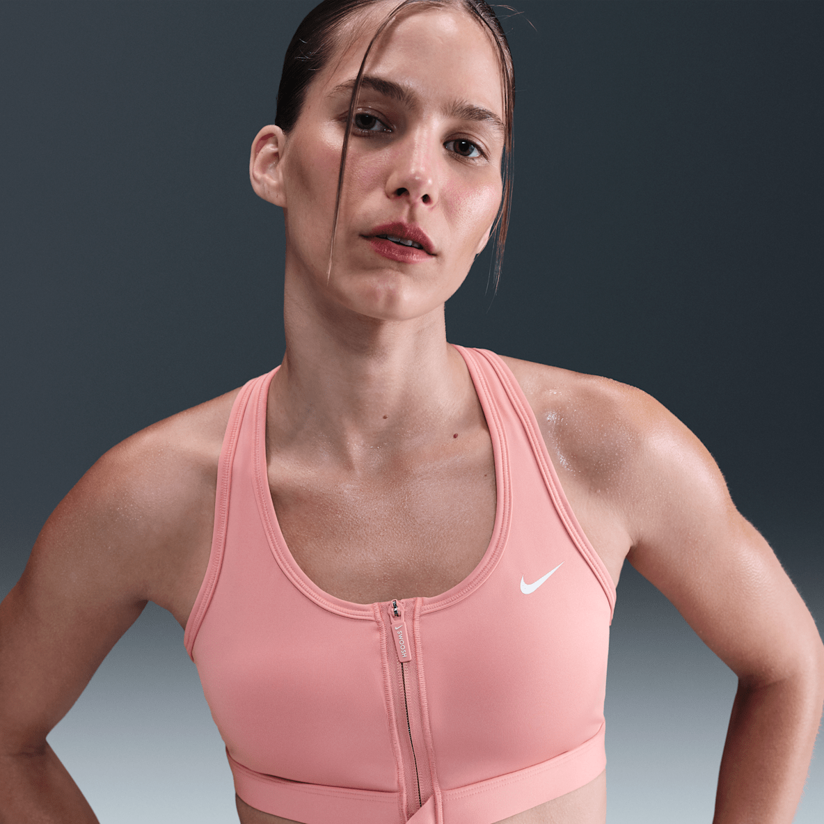 Nike Swoosh Front Zip Nike Swoosh Front Zip Women's Medium-Support Padded Sports Bra