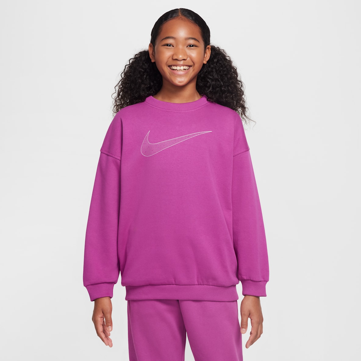 Nike Sportswear Club Fleece Older Kids' (Girls') Oversized Sweatshirt
