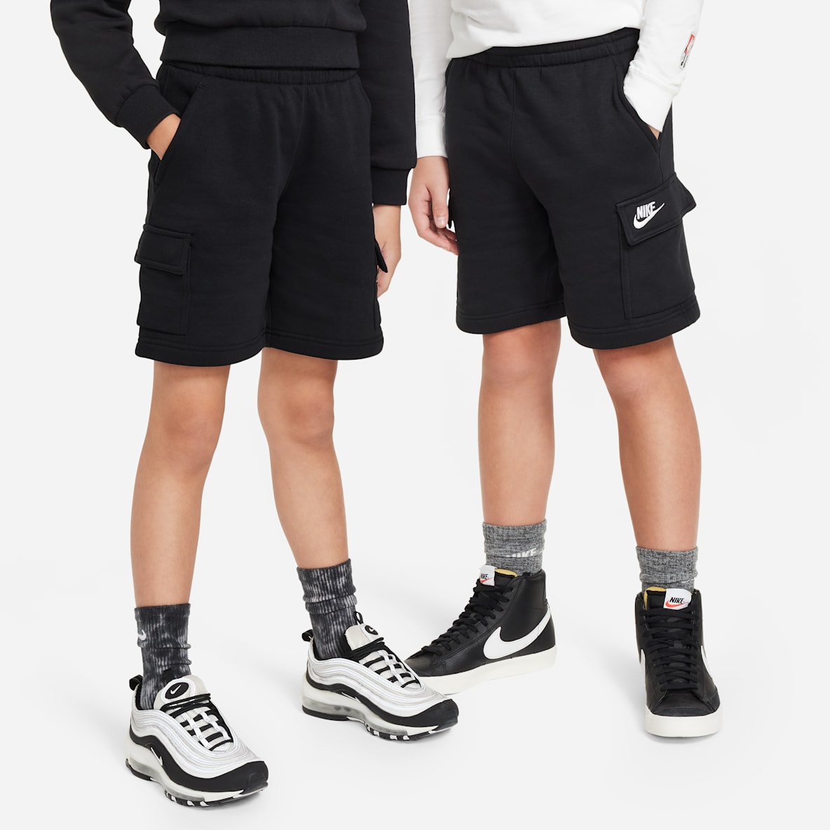 Nike Sportswear Club Fleece Shorts cargo para niños talla grande