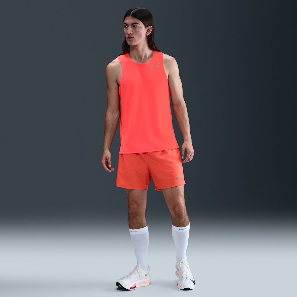 Nike Challenger Alsidige Dri-FIT-2-i-1-shorts (13 cm) til mænd