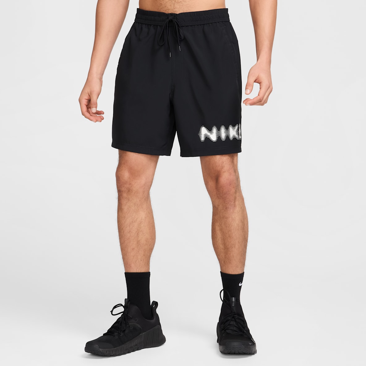 Nike Form Shorts versátiles Dri-FIT de 18 cm sin forro para hombre