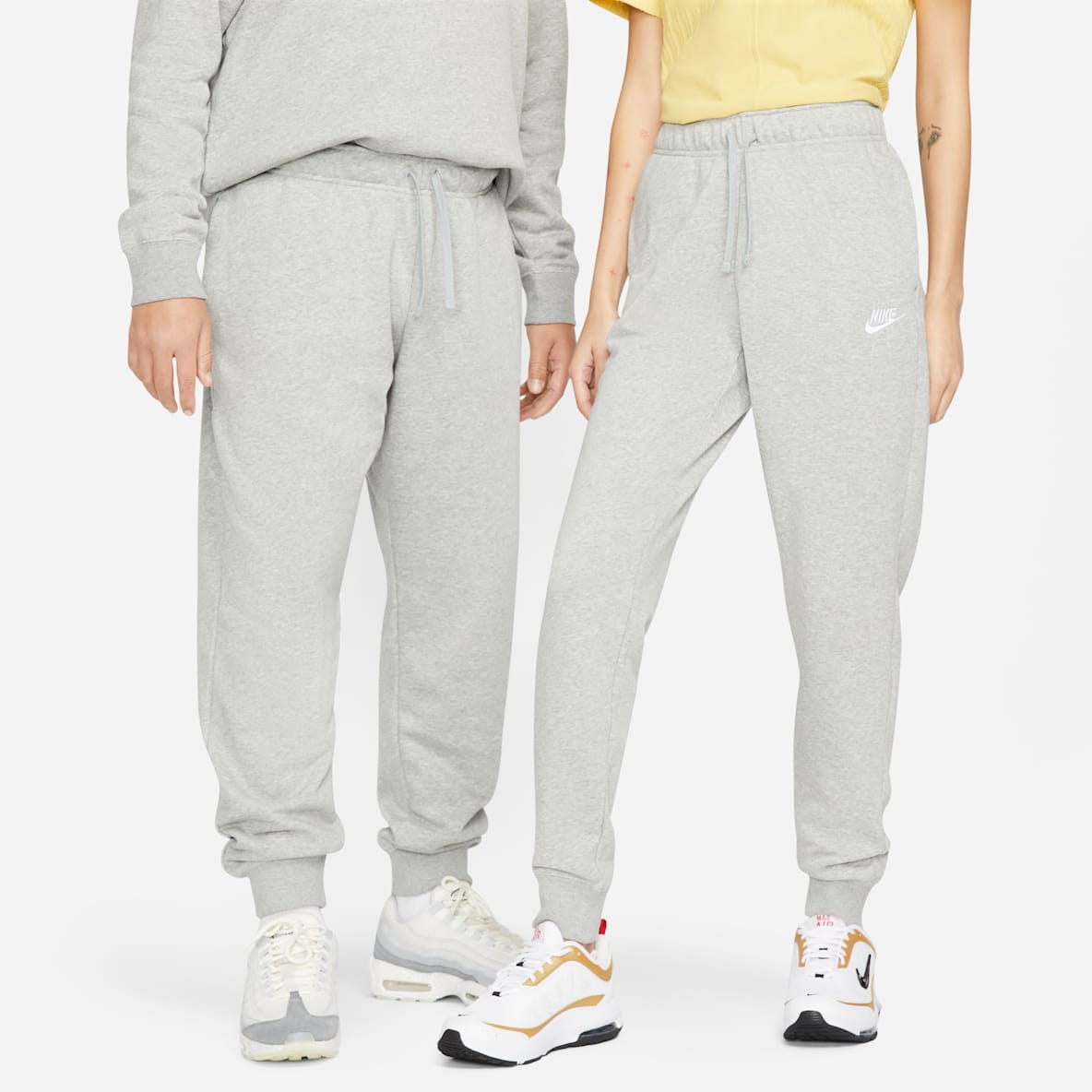 Nike Sportswear Club Fleece Nike Sportswear Club Fleece Women's Mid-Rise Joggers