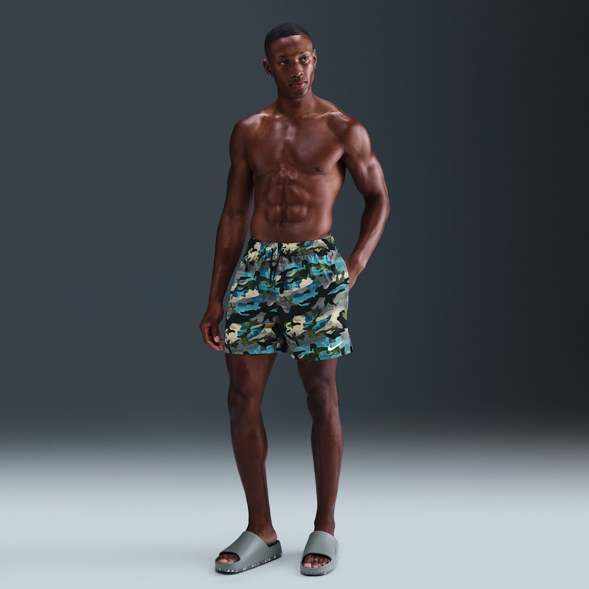 Nike Classic Camo Shorts de voleibol de 13 cm