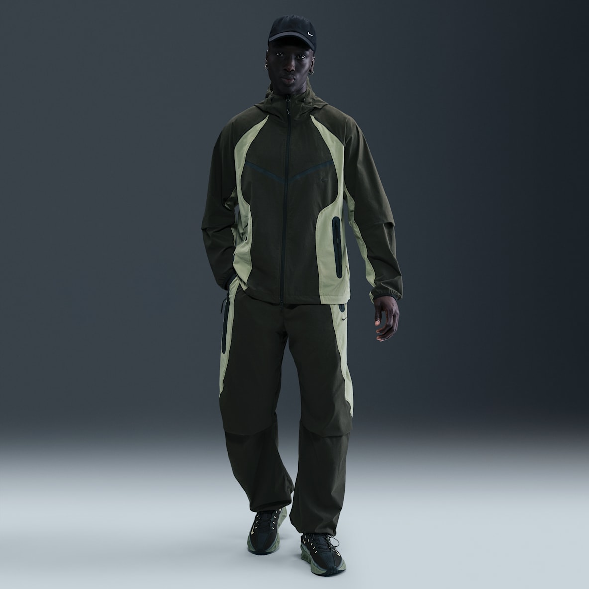 Nike Tech Nike Tech Men's Dri-FIT Woven Color-Block Oversized Pants