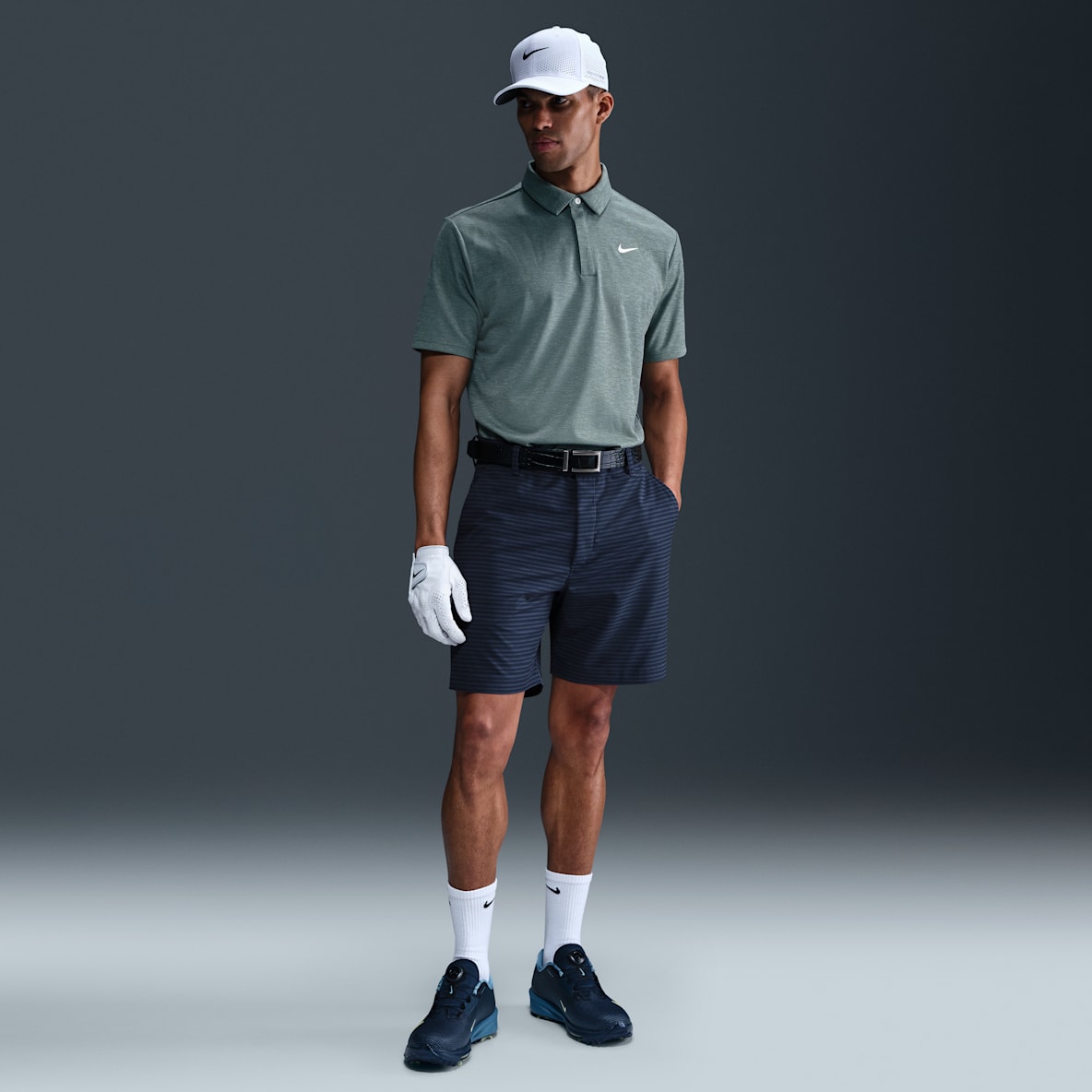 Nike Victory+ Men's Dri-FIT Striped Golf Shorts